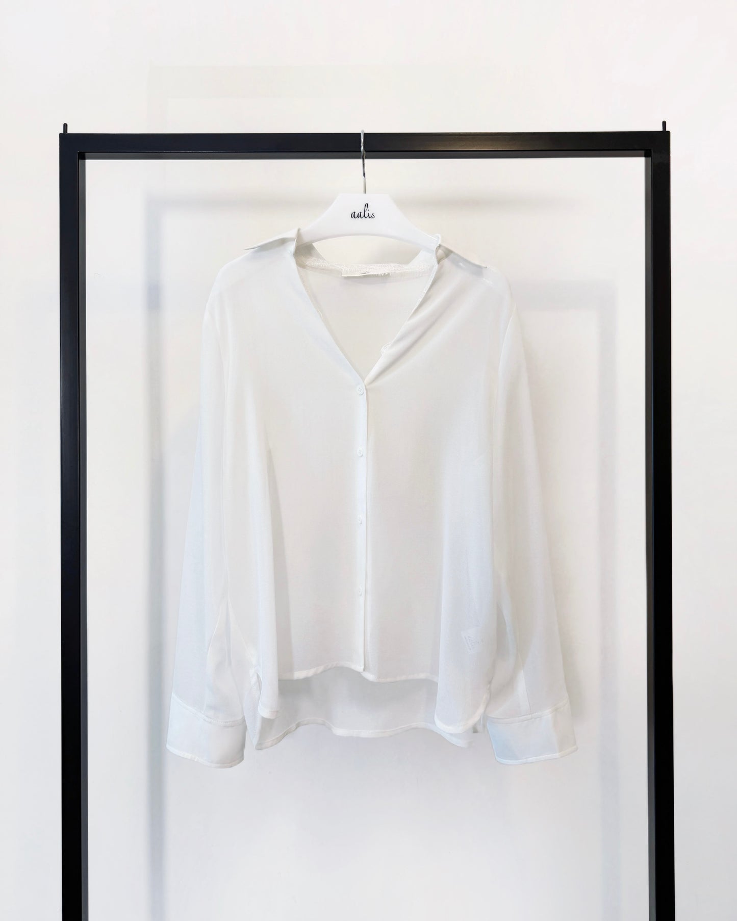 aalis CISA chiffon lace v neck shirt (White)