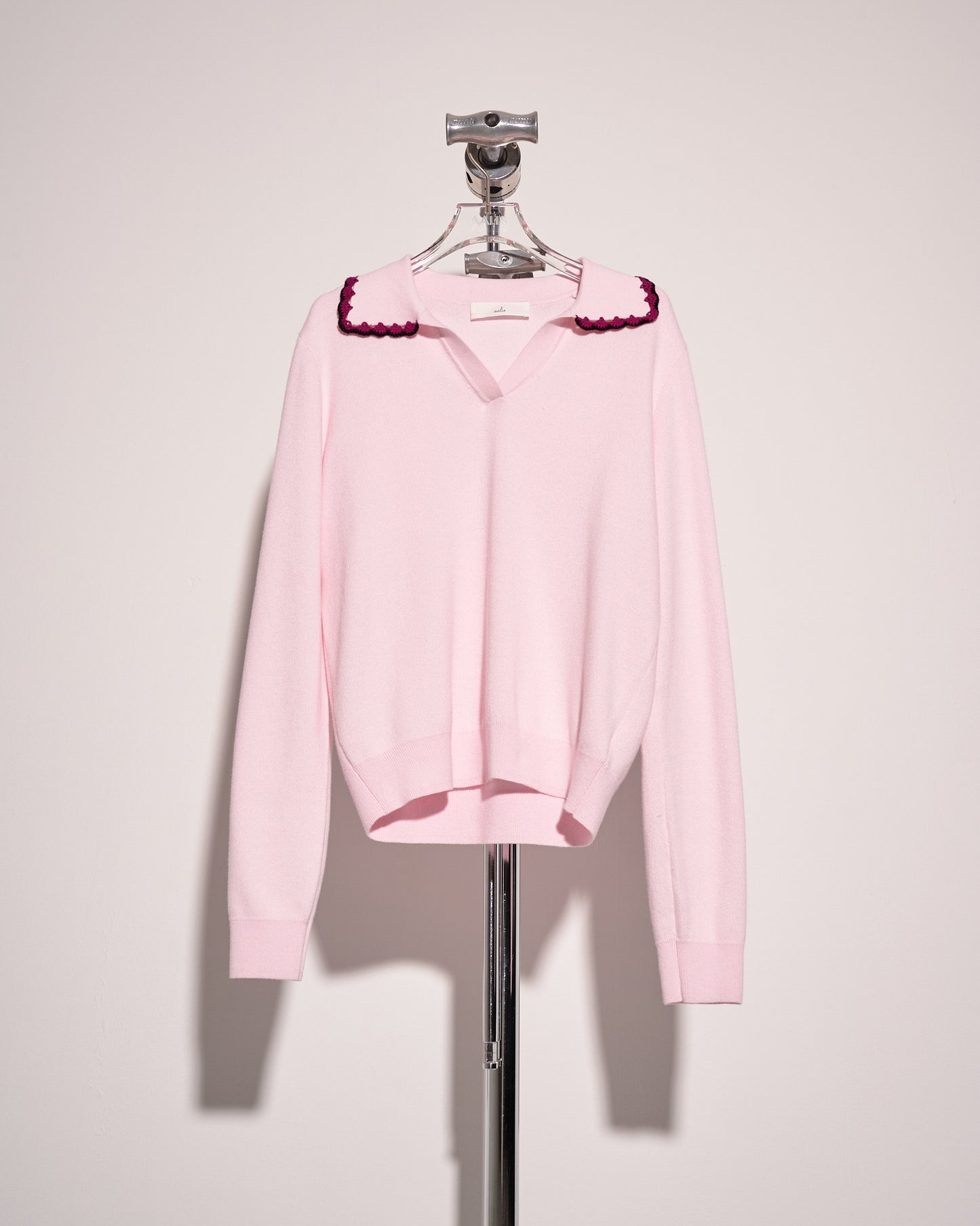 aalis MURPHY crochet trim collar v neck sweater (Light pink)