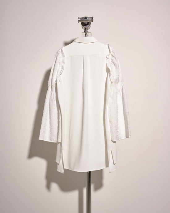 aalis THALIA patch ruffle sleeves shirt (White)