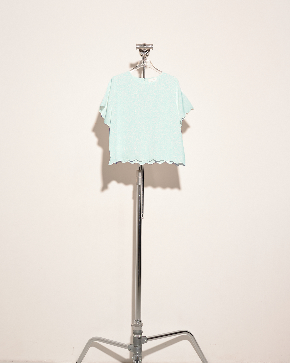 aalis ABIAH scallop hem S/S Top (Mint)