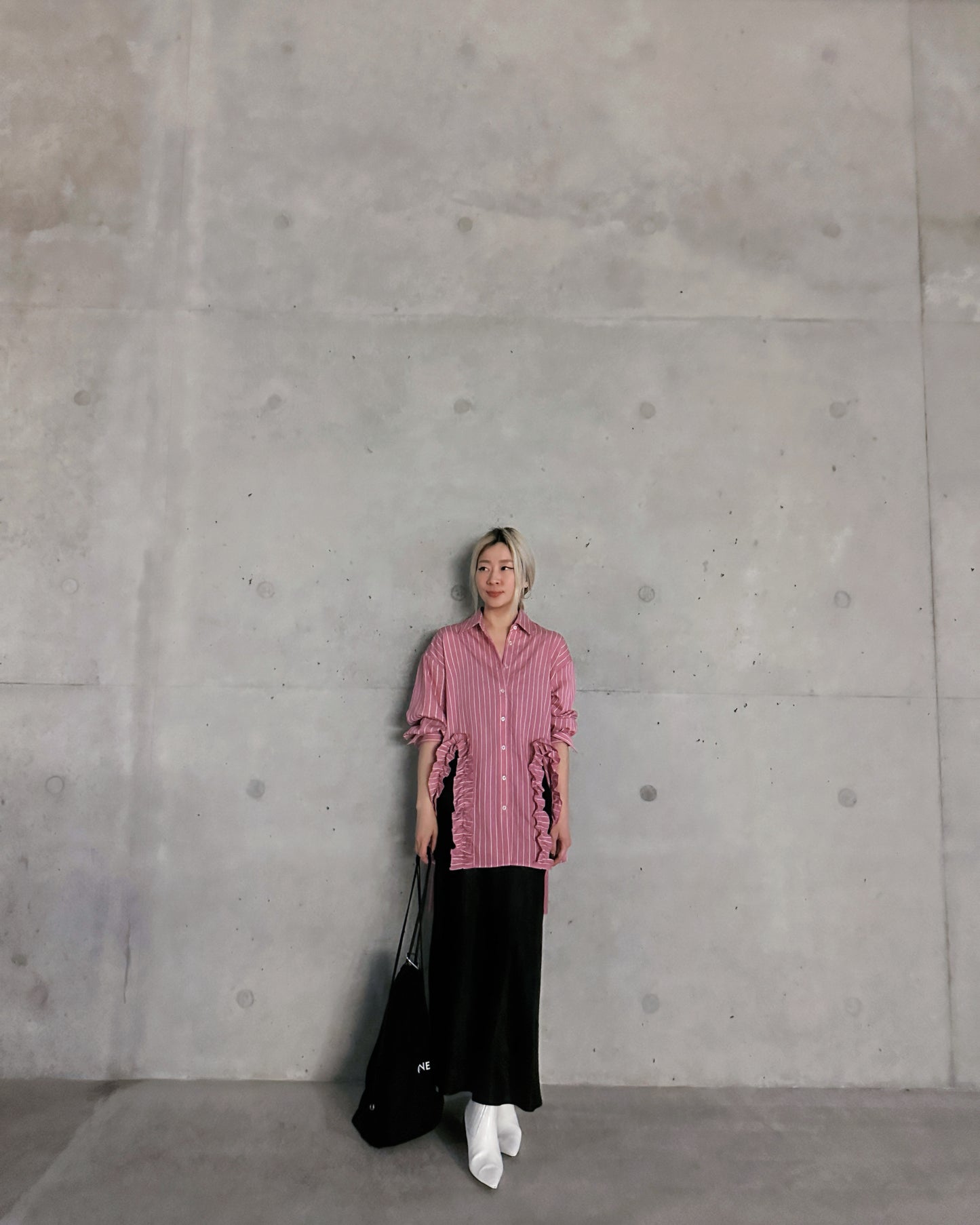 aalis PARRY FW25 ruffle U shape trimming shirt (Rose Pink stripe)