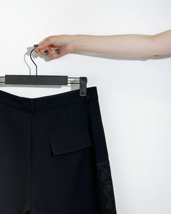 aalis BETTY lace trim shorts (Black)