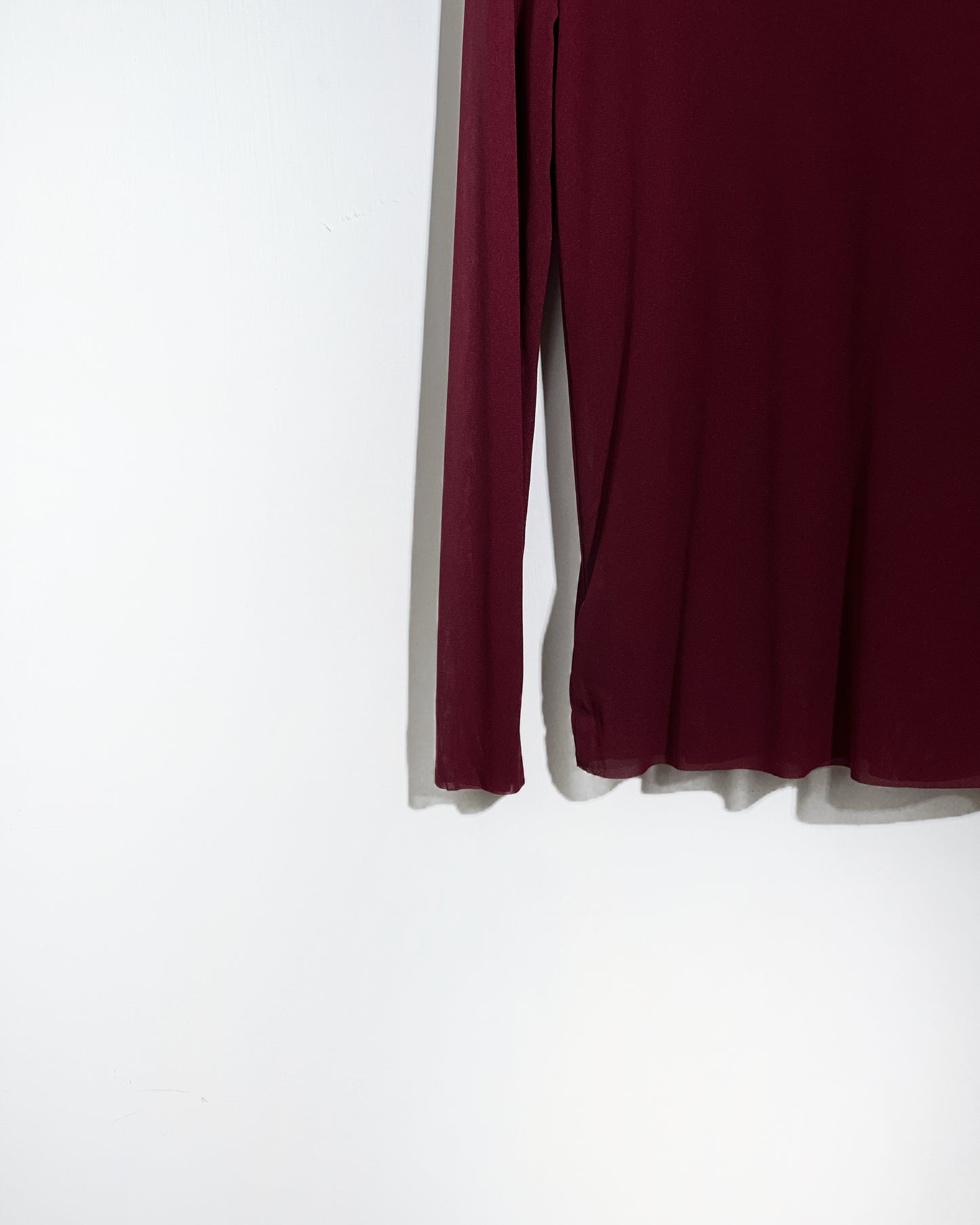 aalis RIVA NS FW25 mesh turtle neck top (Burgundy)