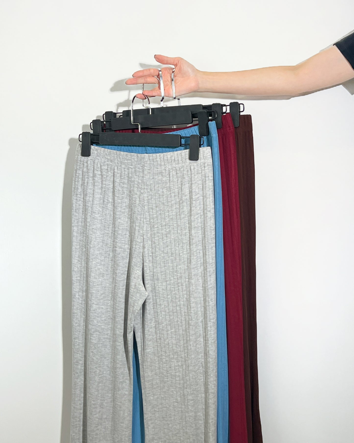 aalis DENIA FW25 ruffle hem pants (Light heather grey)