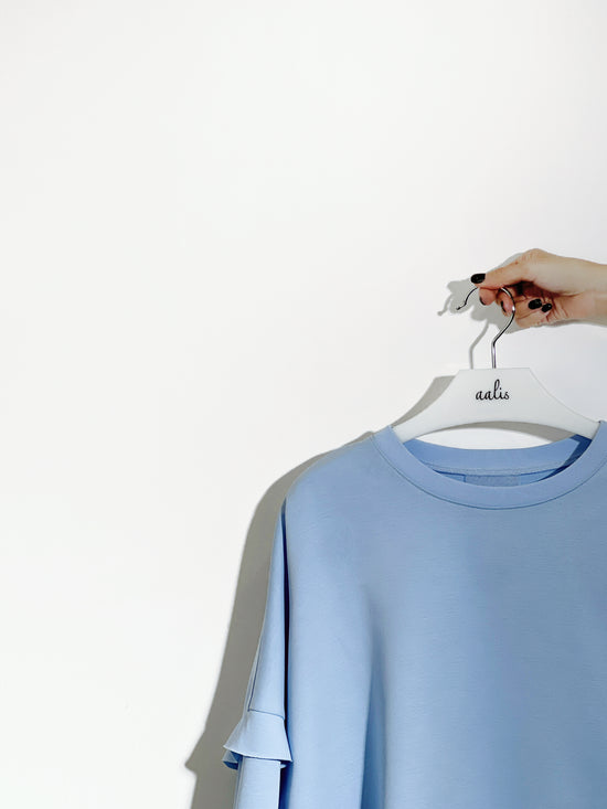 (Pre-order) aalis CANVA ruffle detail sweater (Blue)