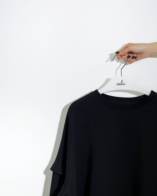 aalis CANVA ruffle detail sweater (Black)