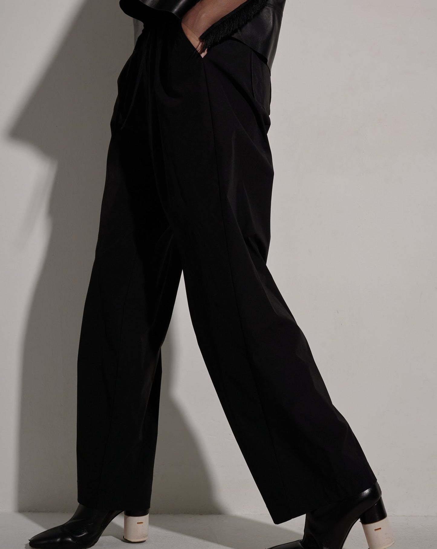 aalis BLAIRA drawstring relaxed pants (Black)