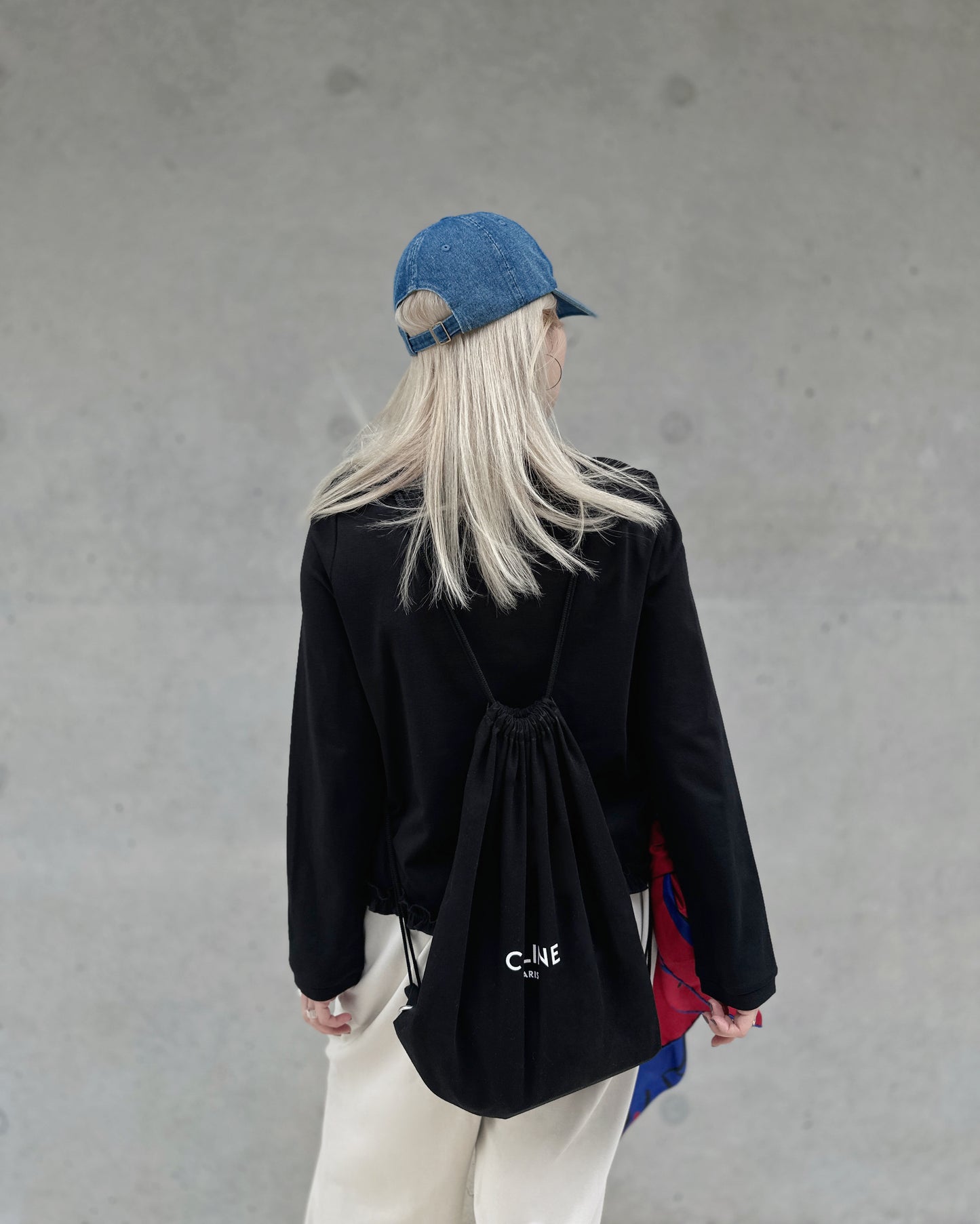 aalis LILY ruffle hem sweater (Black)