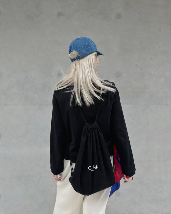 aalis LILY ruffle hem sweater (Black)