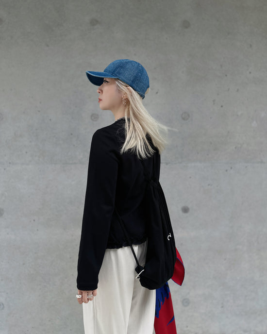 aalis LILY ruffle hem sweater (Black)