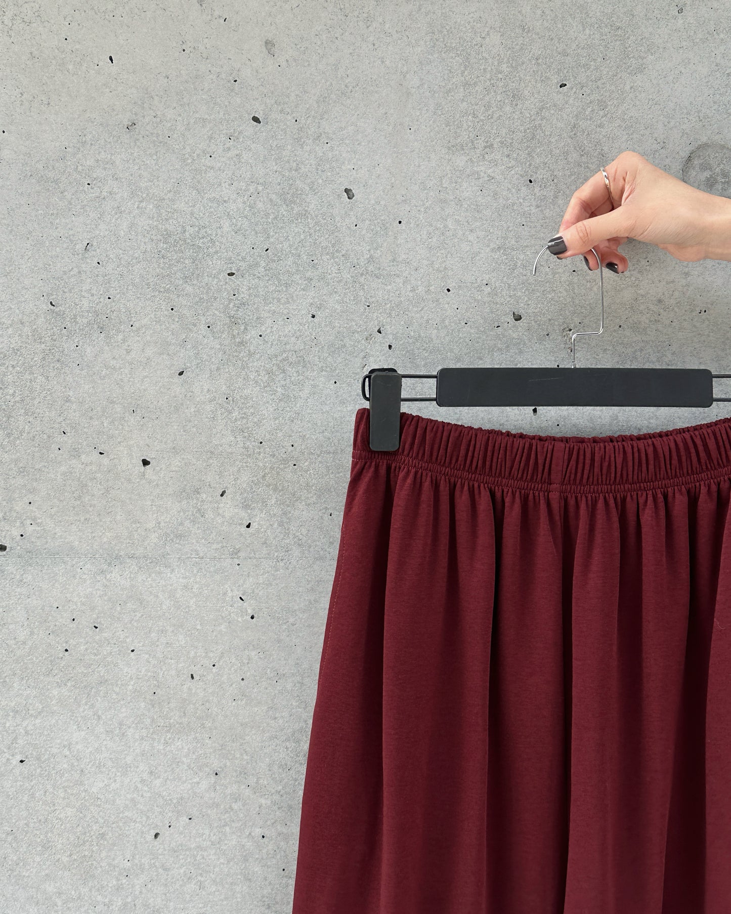 aalis LILIA ruffle hem track pants  (Burgundy)