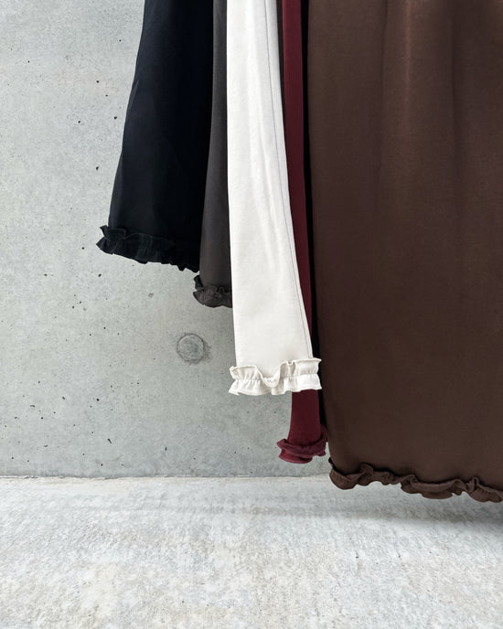 aalis LILIA ruffle hem track pants  (Black)