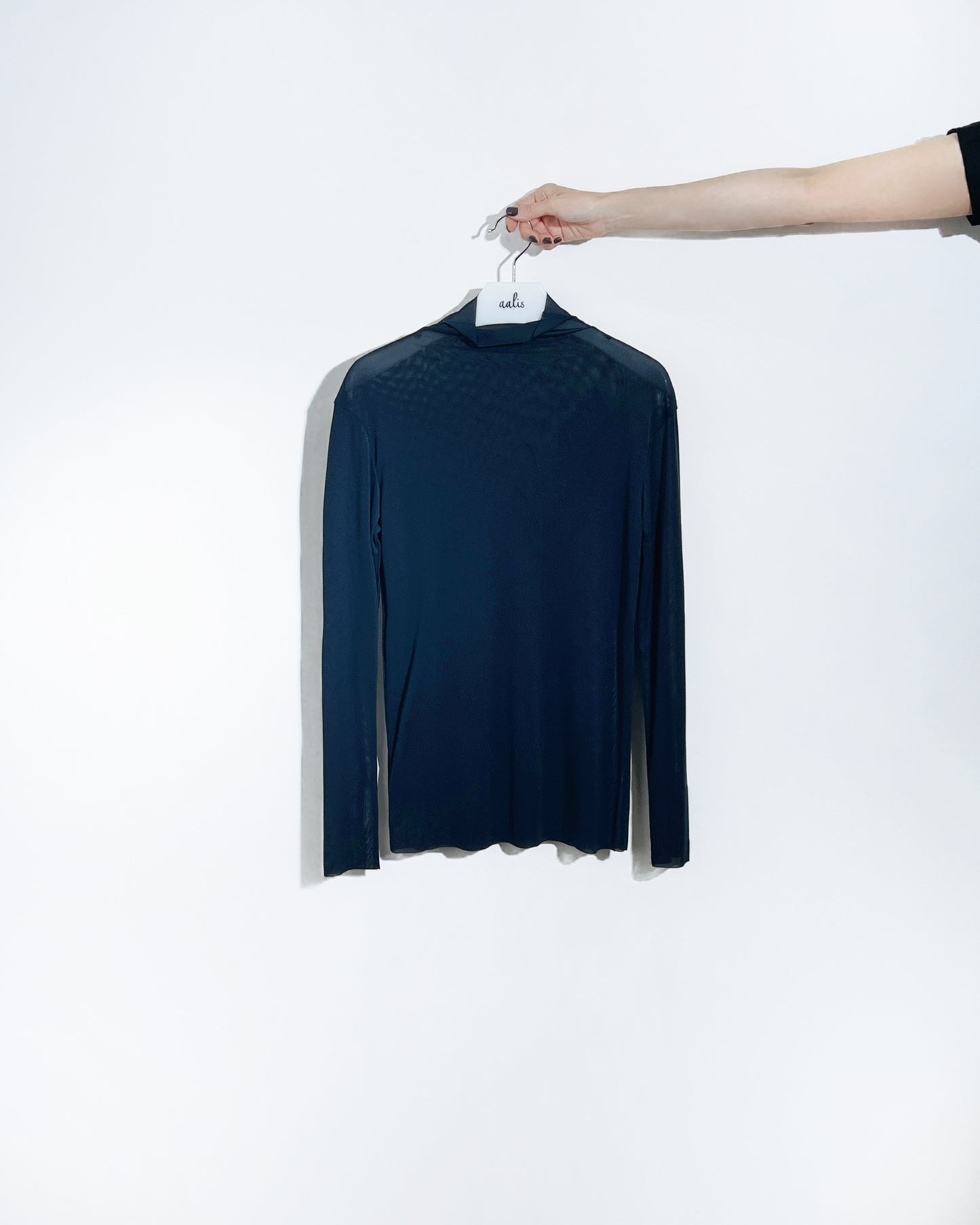 aalis RIVA NS FW25 mesh turtle neck top (Navy)