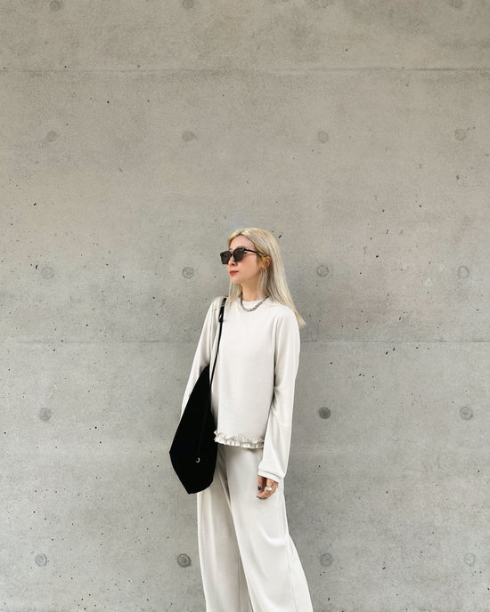 aalis LILY ruffle hem sweater (Lt Beige)