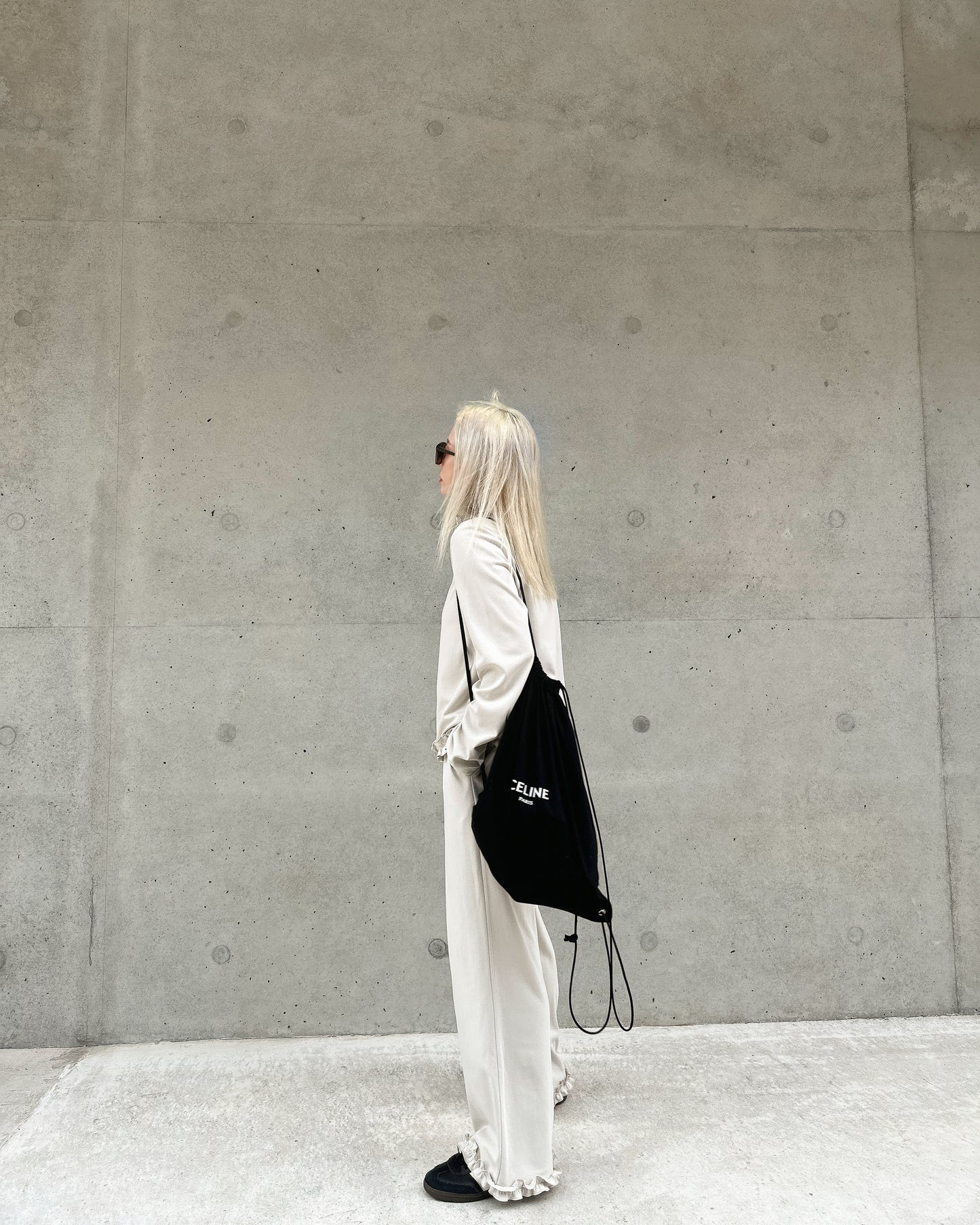 aalis LILY ruffle hem sweater (Lt Beige)