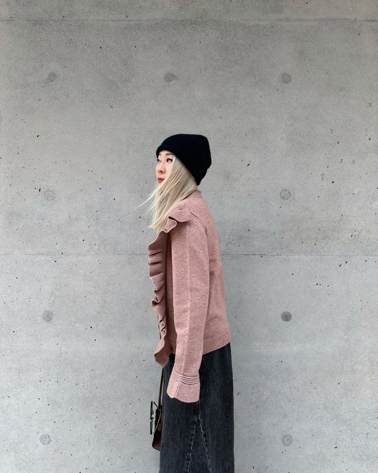 aalis SHINO side cascade ruffle V neck cardigan (Dusty Pink)