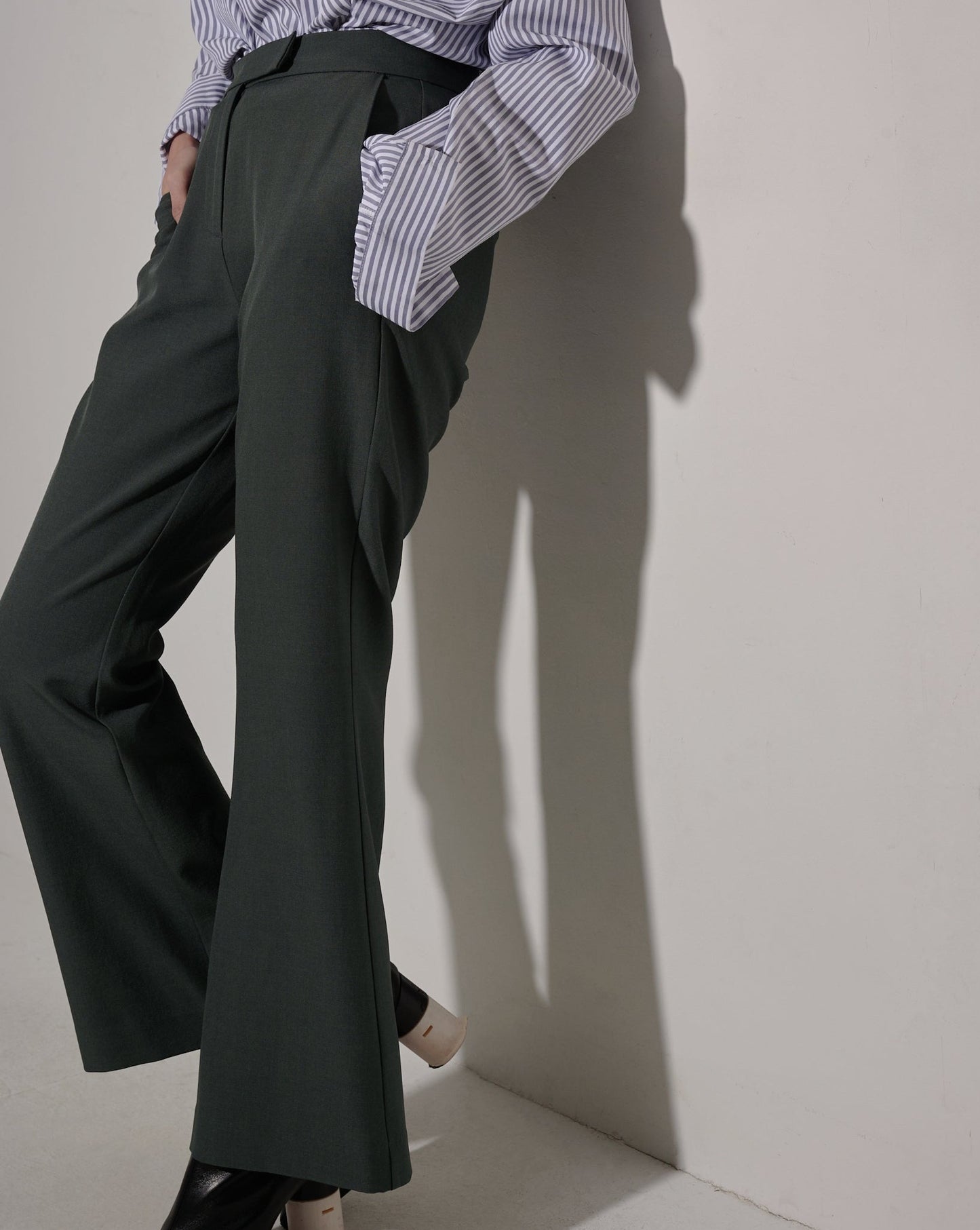 aalis LESSA suiting pants (Green)