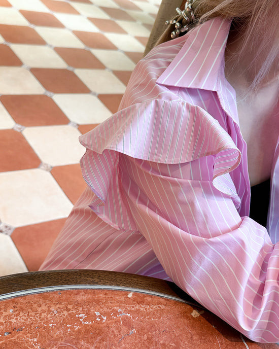 aalis TORIN ruffle shoulder detail striped shirt (Pink)