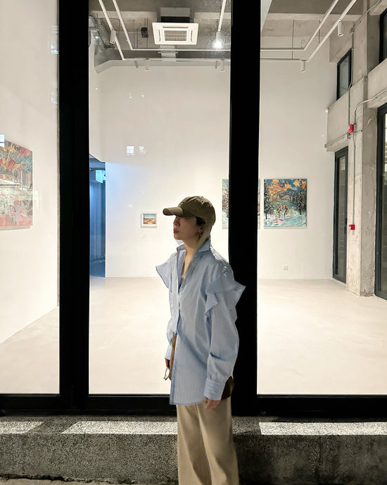 aalis TORIN ruffle shoulder detail striped shirt (Blue)