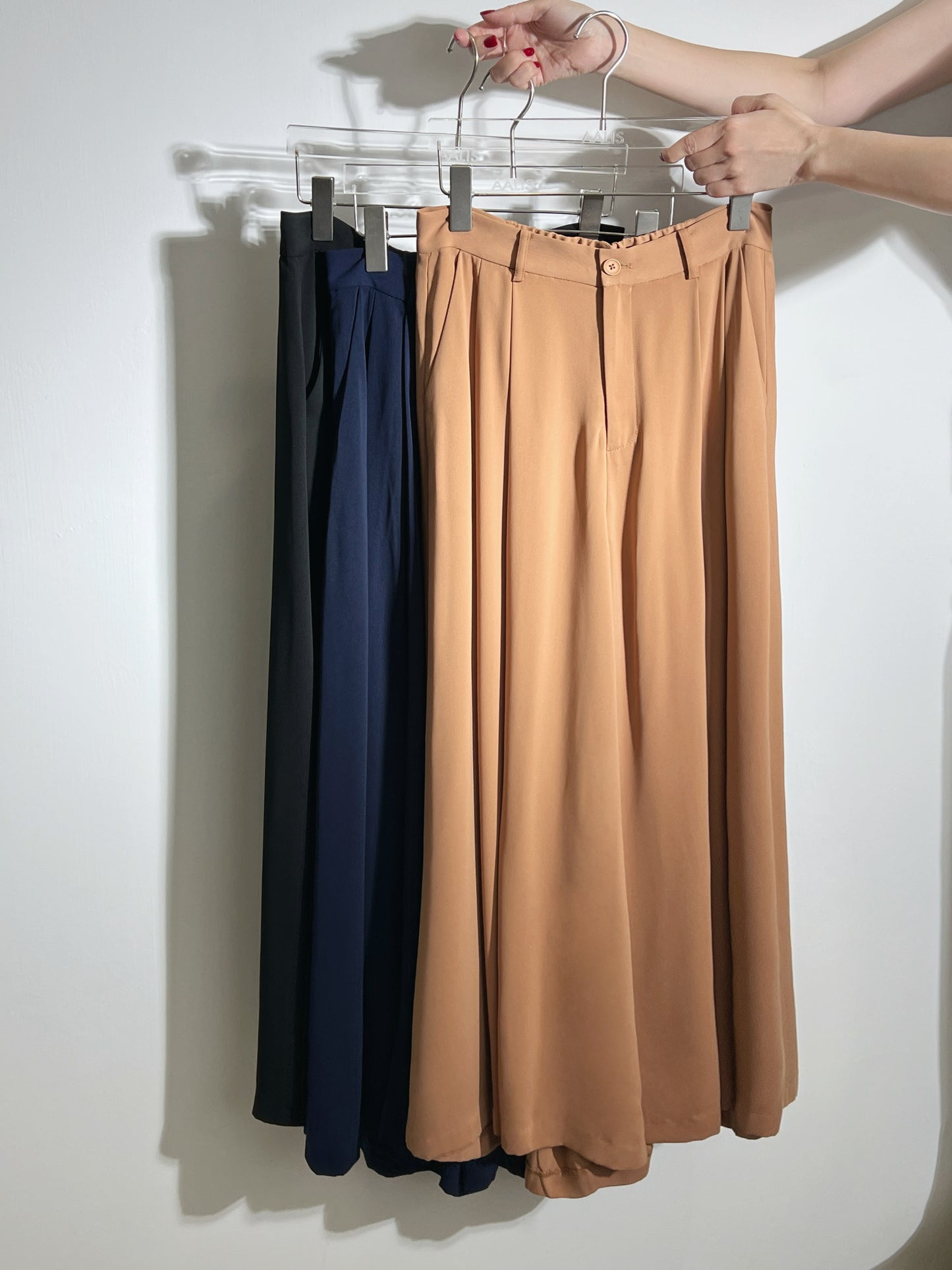 aalis BANKS LONG full length pants (Camel)