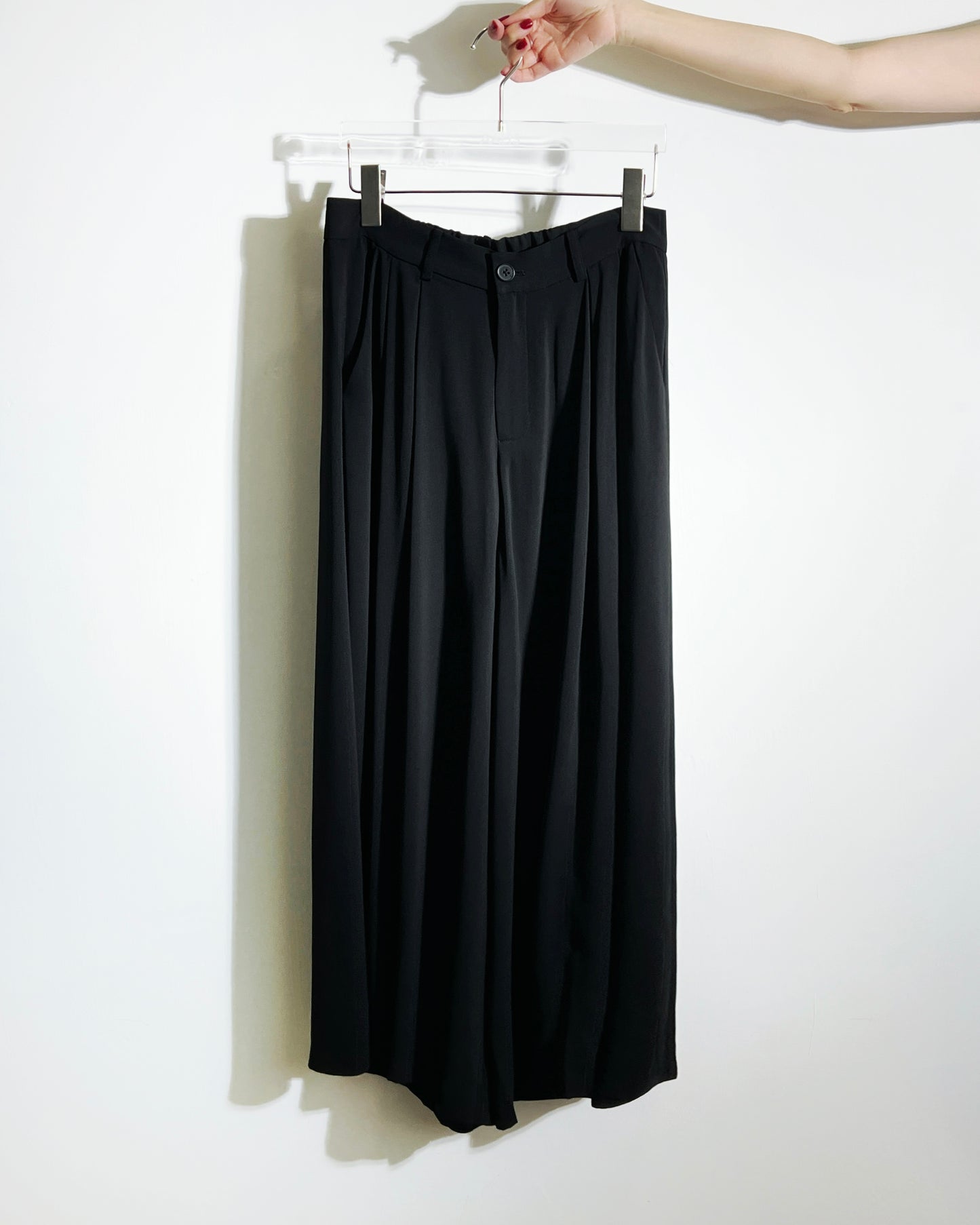aalis BANKS LONG full length pants (Black)
