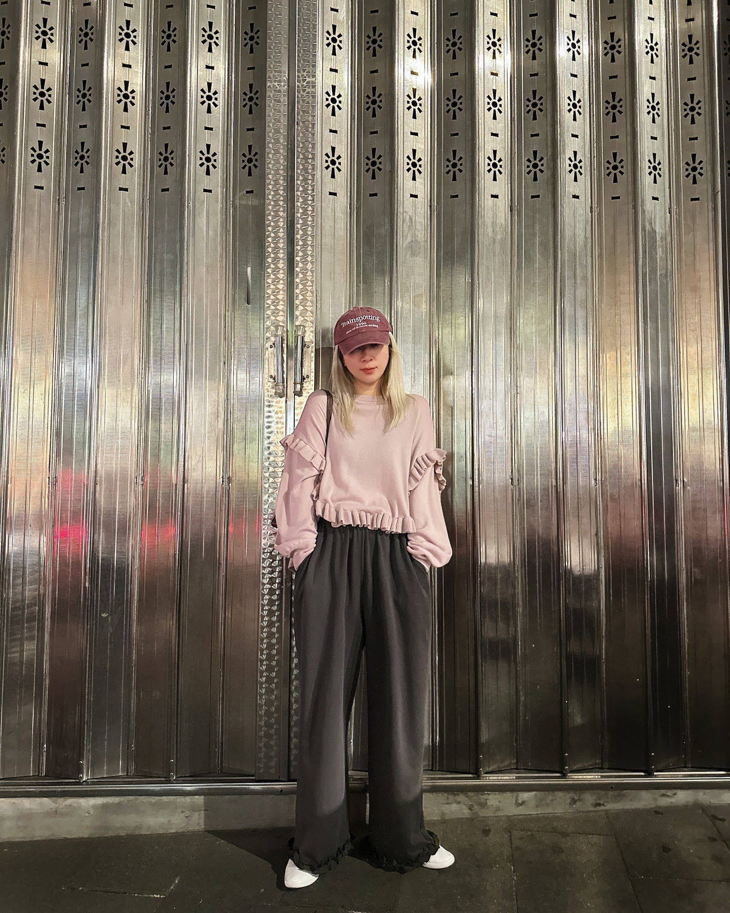 aalis EMI Ruffle detail relaxed knitted sweater (Dusty Pink)