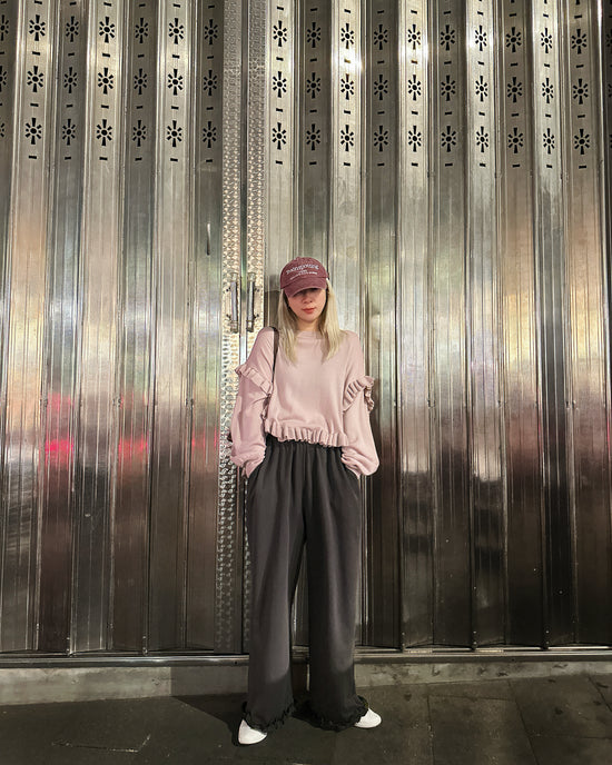 aalis EMI Ruffle detail relaxed knitted sweater (Dusty Pink)