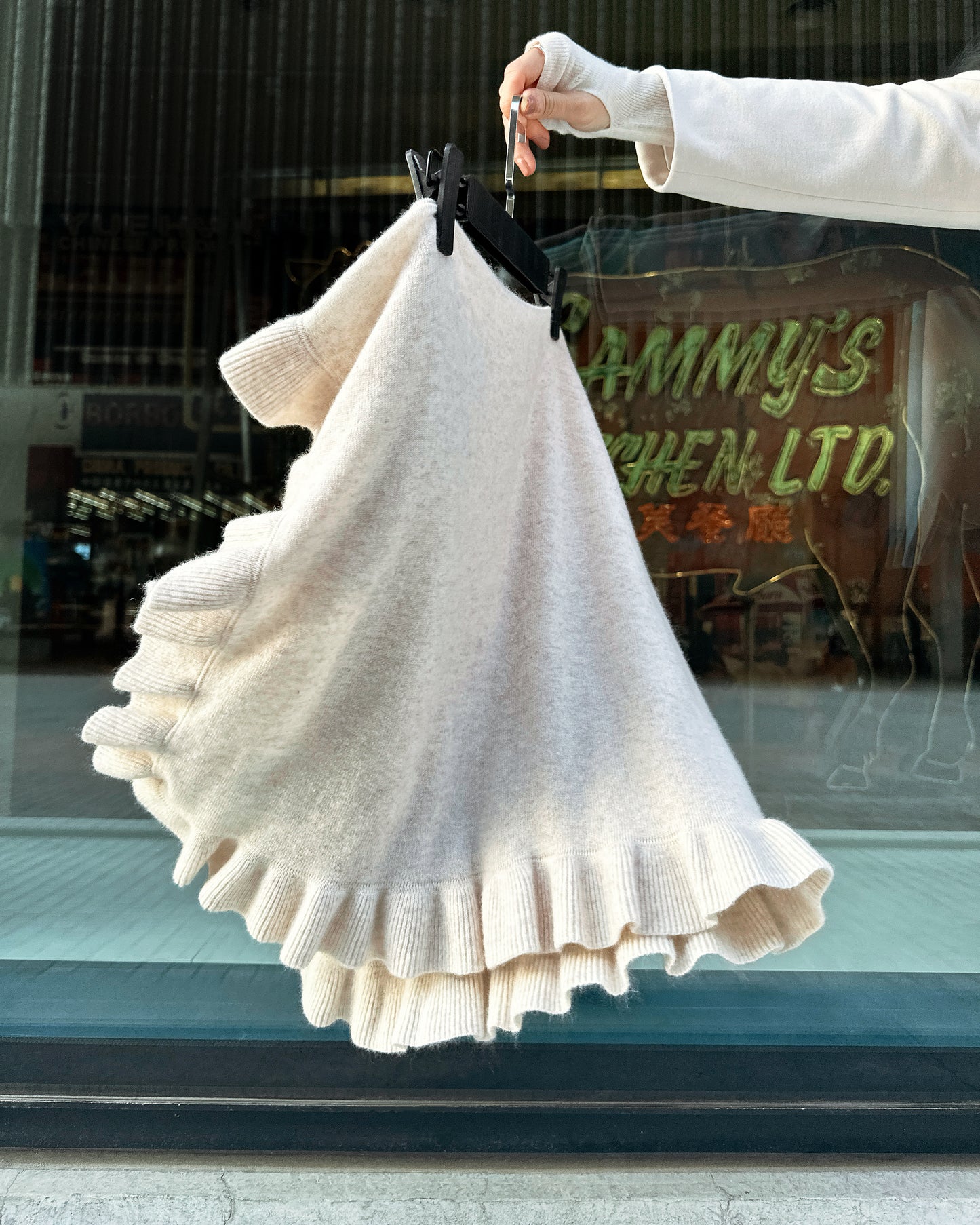 (Pre-order) aalis LUCIE FW25 cashmere scarf (Heather light beige)