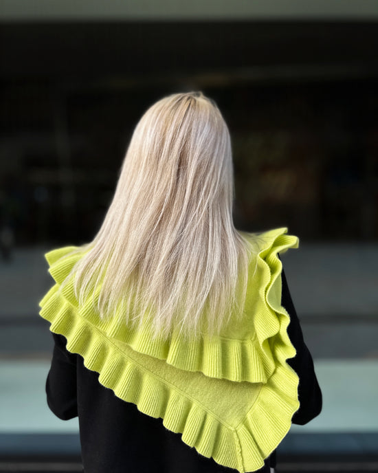 aalis LUCIE FW25 cashmere scarf (Neon Yellow)
