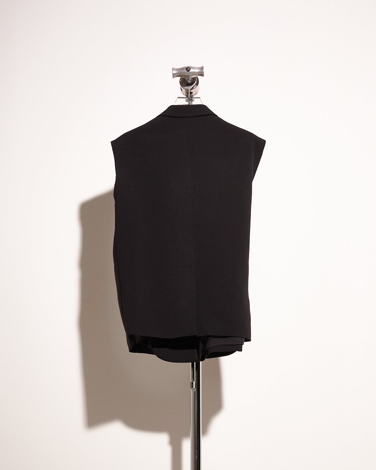 aalis ELMA side button detail oversized blazer vest (Black)