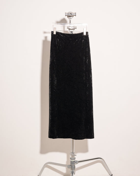 aalis SOFIJA velvet maxi skirt (Black)