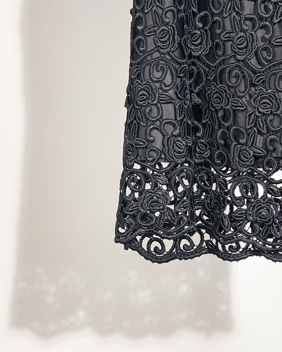 aalis VELLA guipure lace skirt (Black)