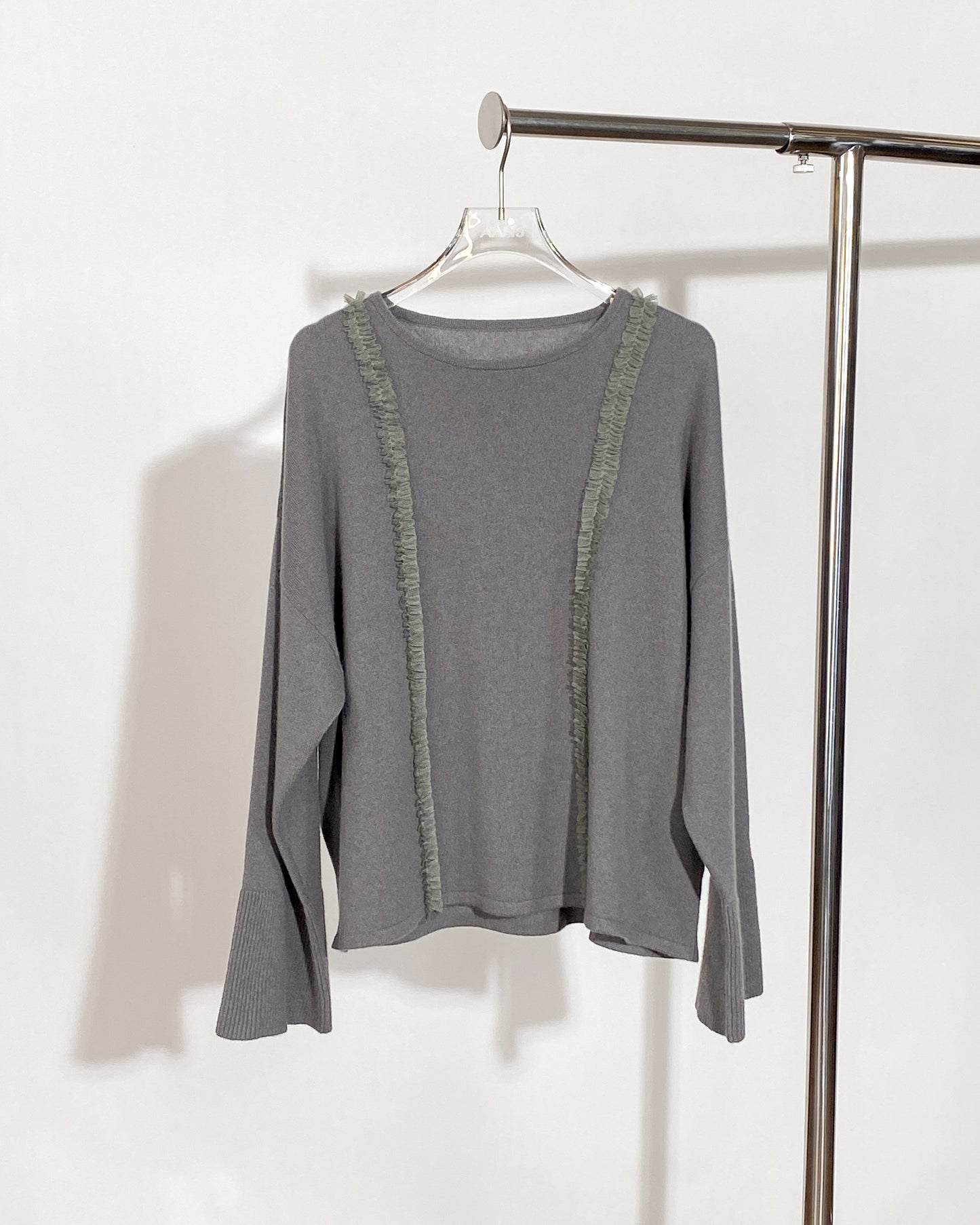 aalis ROXIE mini ruffle trim loose cashmere sweater (Grey green mix)