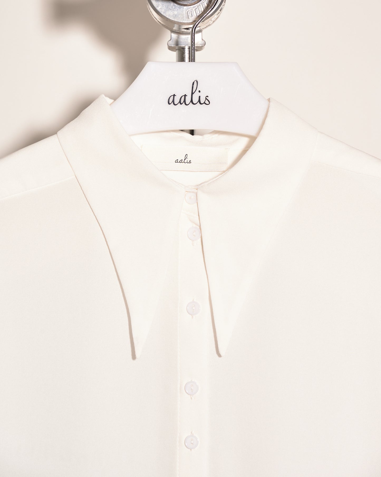 aalis FAIDA removable sleeves shirt (White)