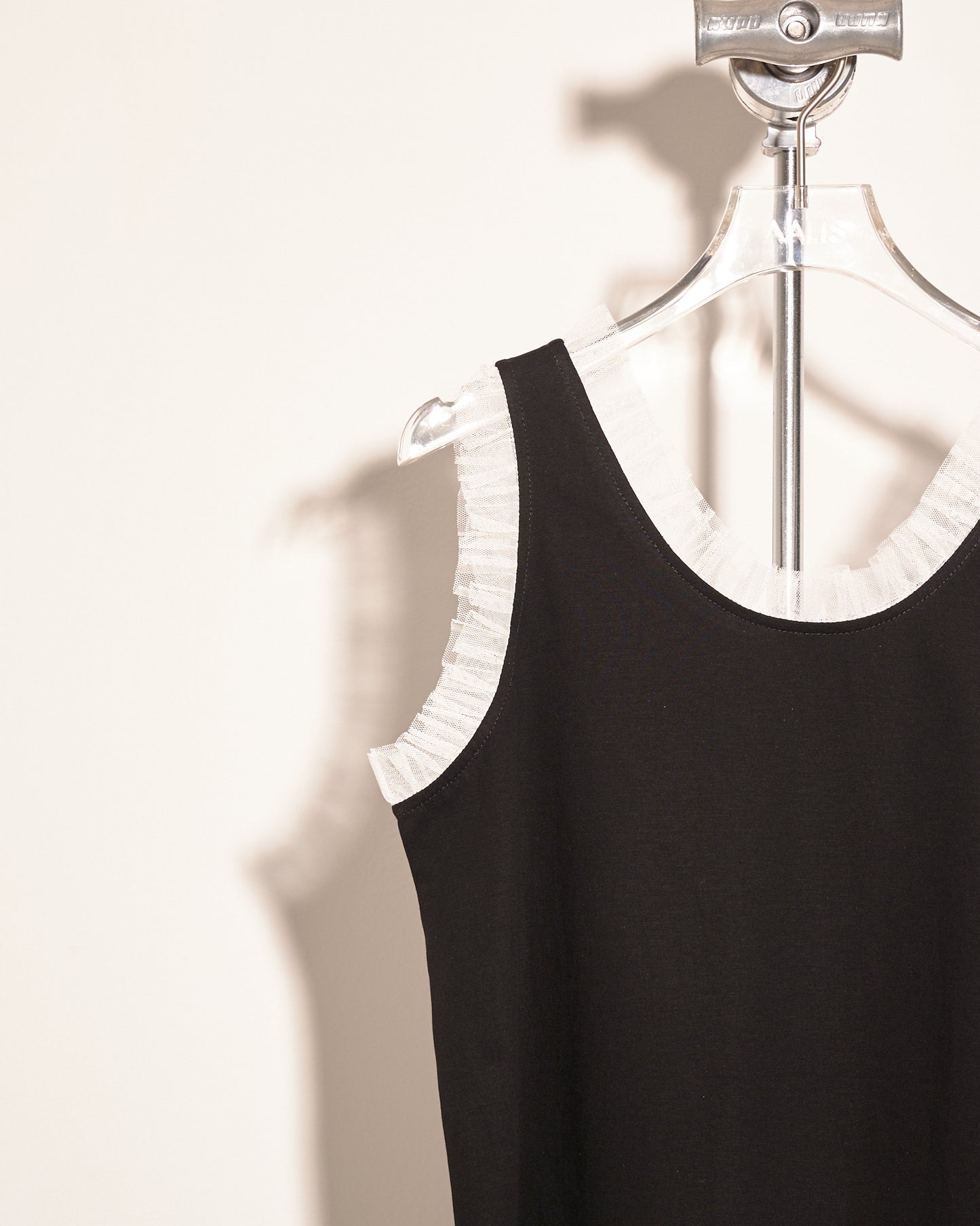 aalis ICE mesh knit tank (Black)