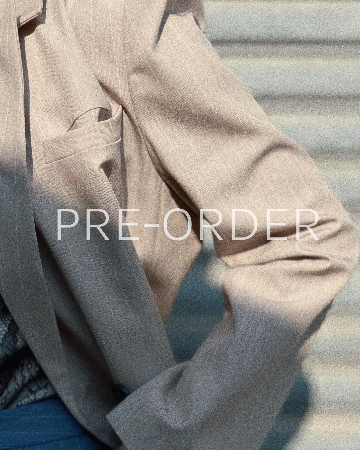 (Pre-order) aalis MONI STRIPE SS26 blazer (Lt Beige)