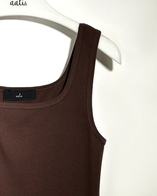 aalis MARITA FW25 square neck ribbed tank (Brown)