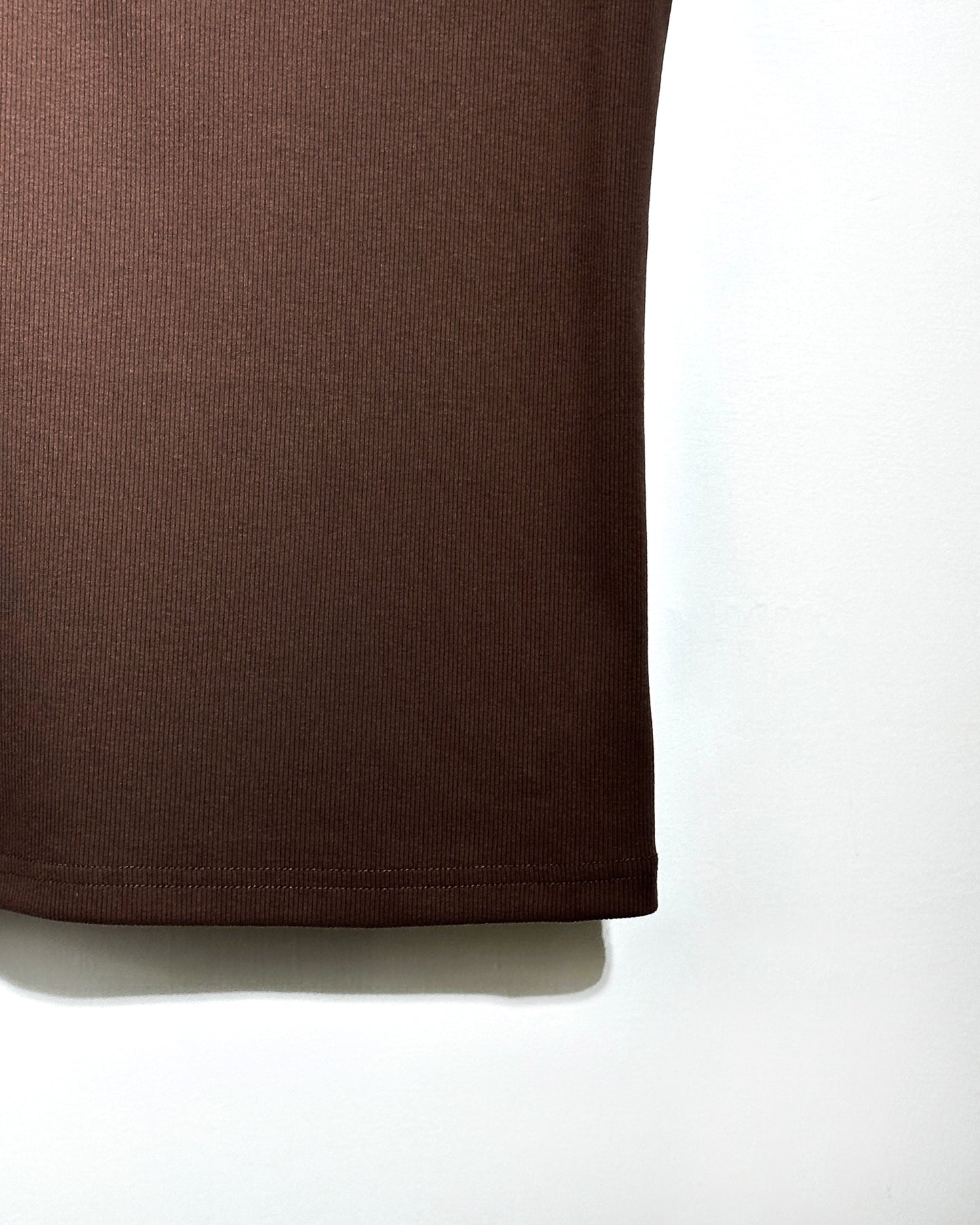 aalis MARITA FW25 square neck ribbed tank (Brown)