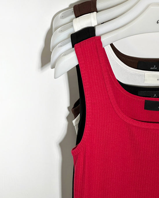 aalis MARITA FW25 square neck ribbed tank (Brown)