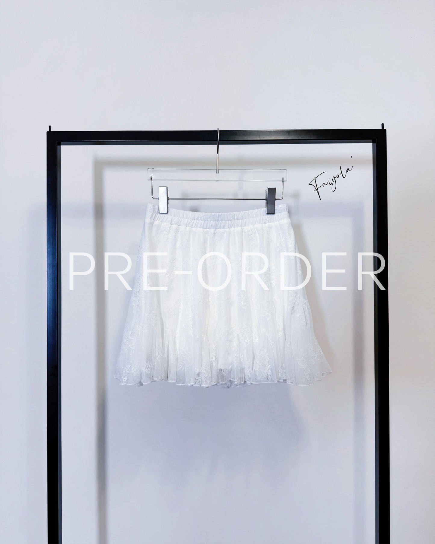 (Pre-order) aalis FAYOLA LACE godet lace skirt (White)