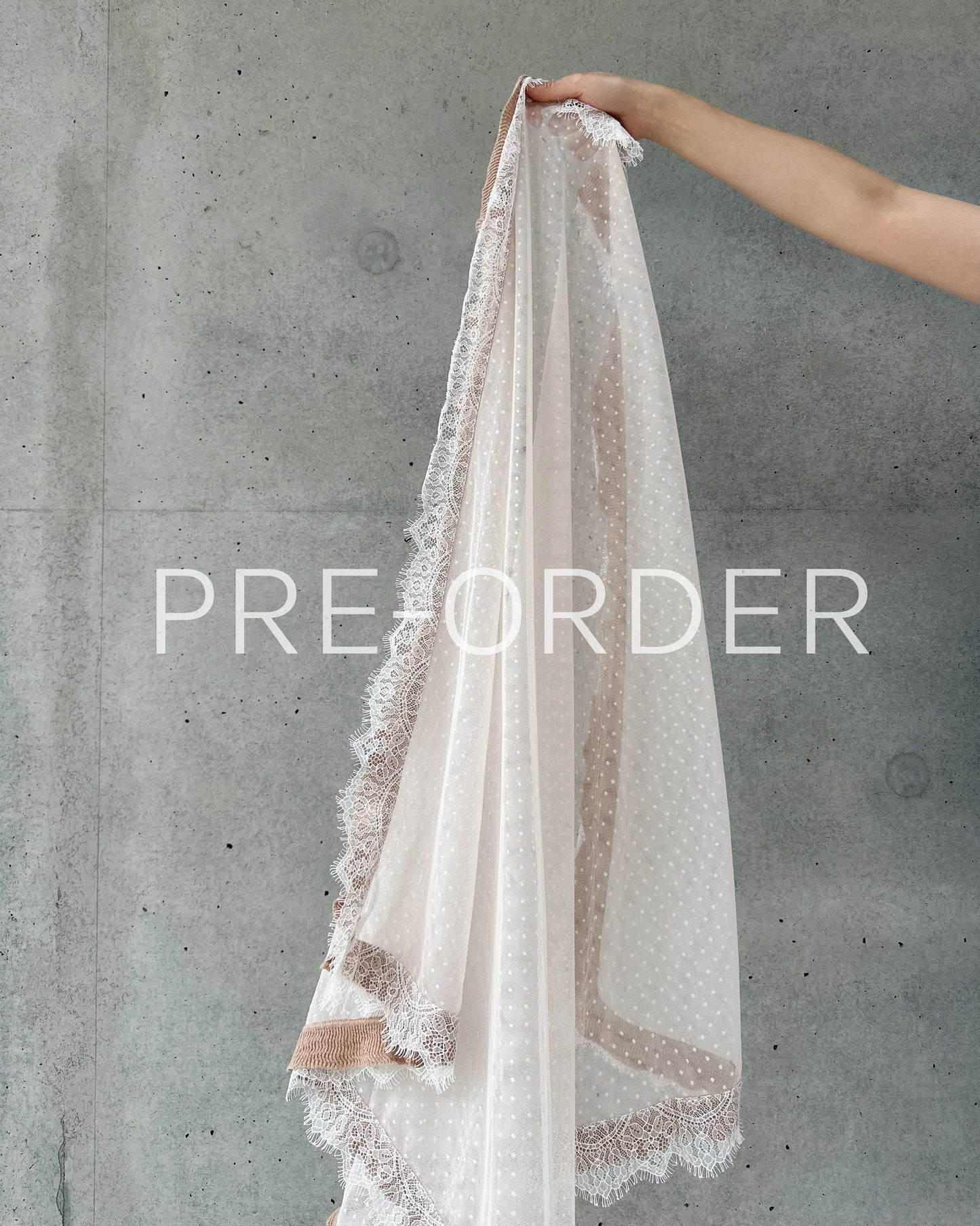 (Pre-order) aalis LISI MESH SS26 ruffle hem scarf (White Lace)