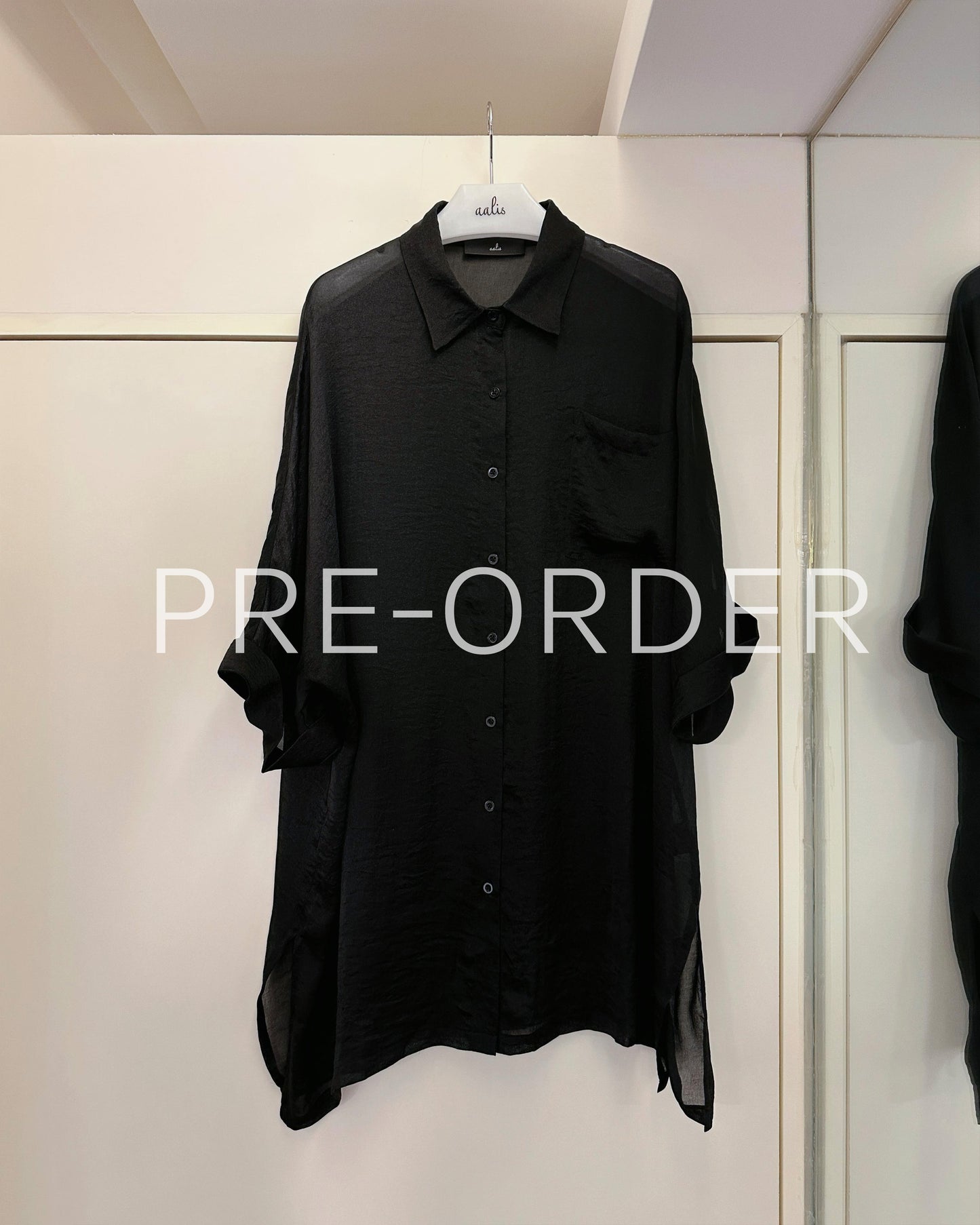 (Pre-order) aalis MENA SS26 mid sleeves oversized shirt (Black)