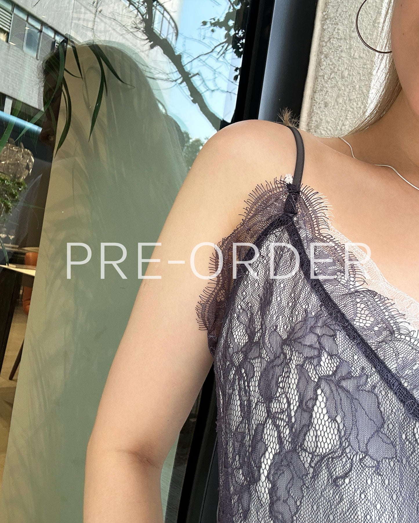 (Pre-order) aalis NEAS SS26 double layer lace camisole (Purple Blue)