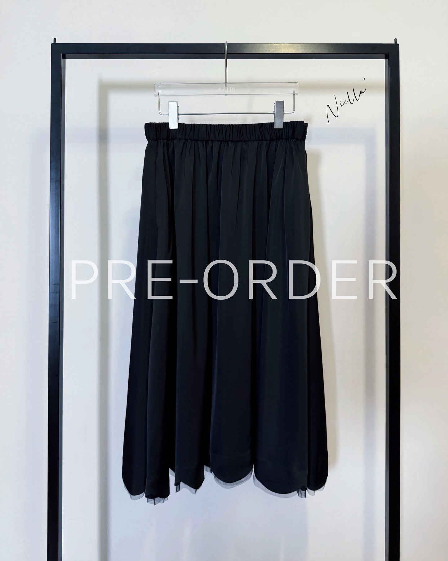(Pre-order) aalis NIELLA scallop edge skirt (Black)