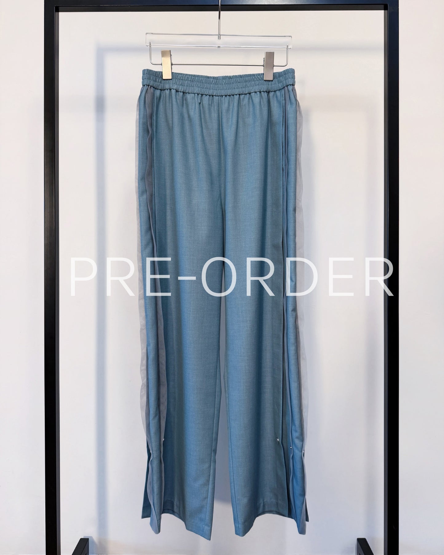 (Pre-order) aalis STORM FW26 button up side trim pants (Light Blue)