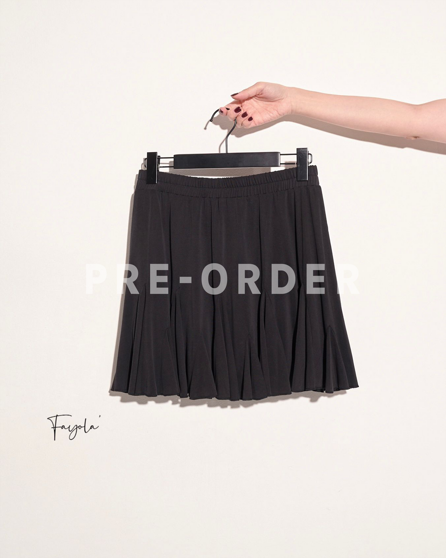 (Pre-order) aalis FAYOLA godet knit skirt (Black)