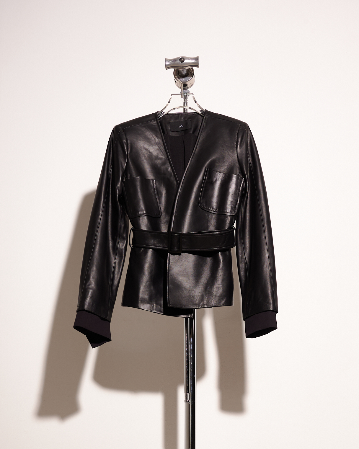 aalis ROSS leather jacket with belt (Black)