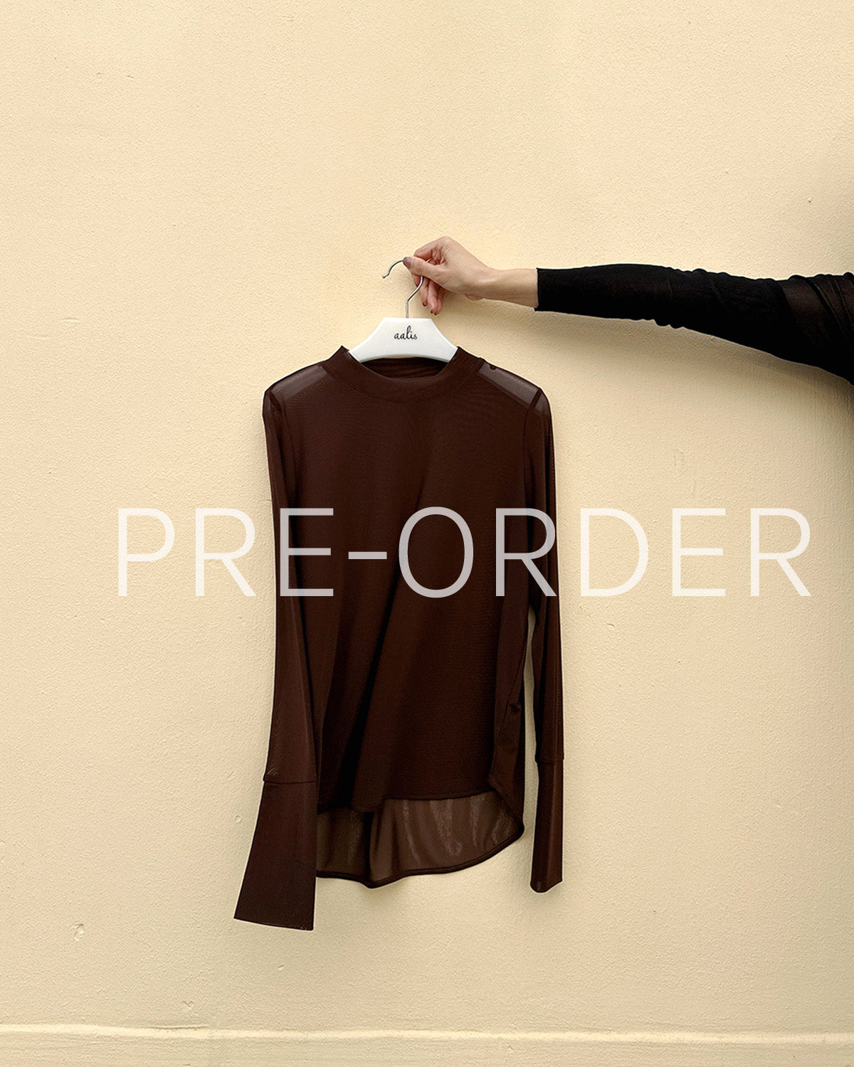 (Pre-order) aalis RIVKA mesh crew neck top (Brown)