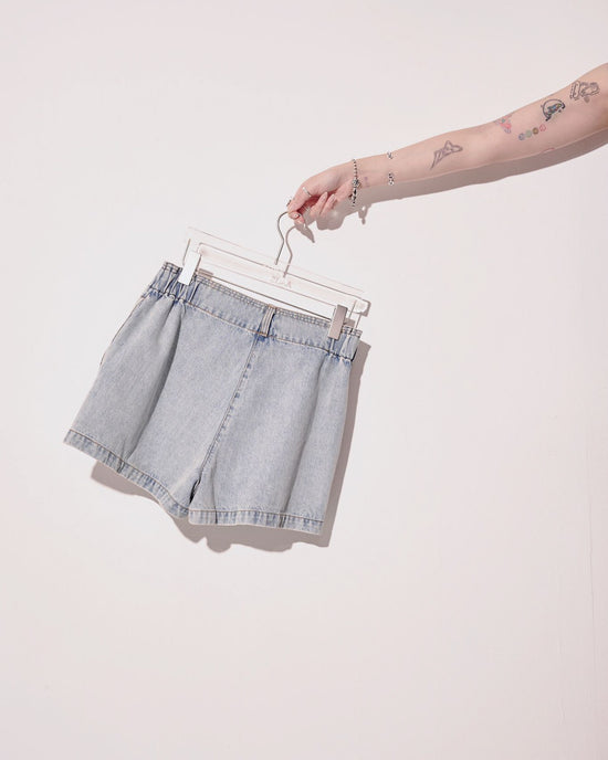 aalis VALA mesh pocket details denim shorts (Denim blue)