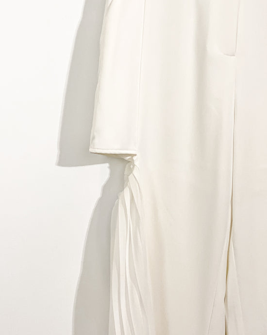 aalis LAM cutout chiffon side pleated pants (White)